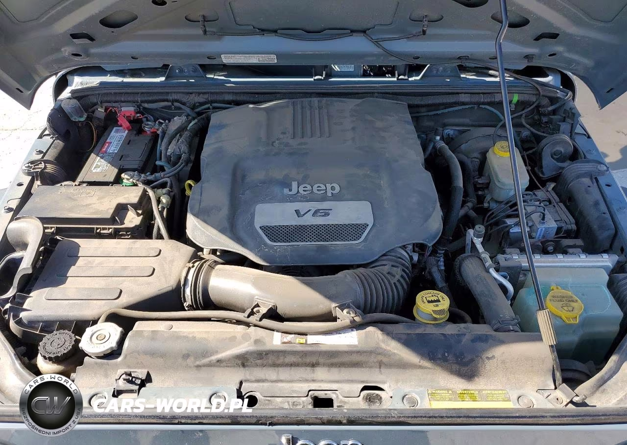 2014 Jeep Wrangler Unlimited Sport VIN:1C4BJWDG3EL261046 - 11