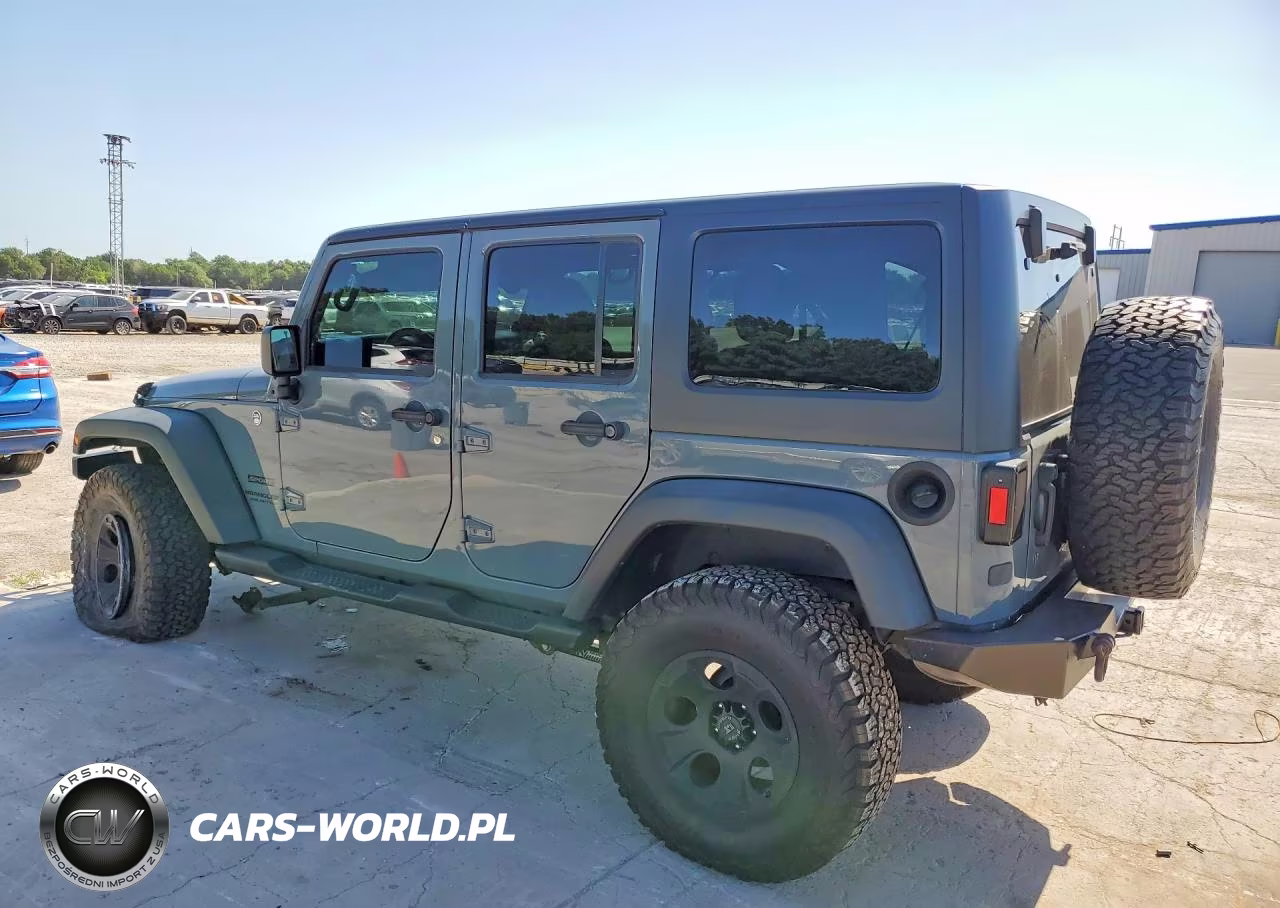 2014 Jeep Wrangler Unlimited Sport VIN:1C4BJWDG3EL261046 - 2