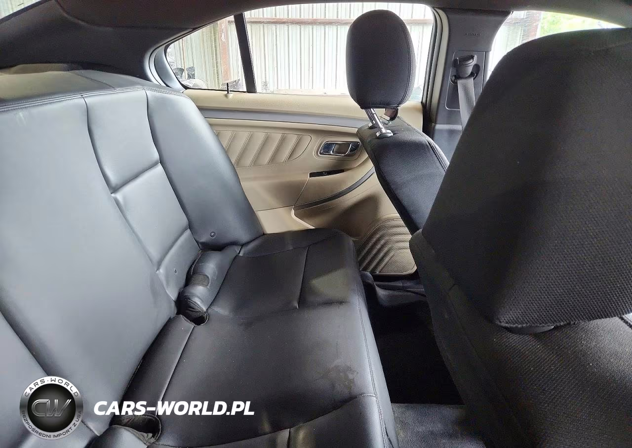 2015 Ford Taurus Police Interceptor VIN:1FAHP2MK6FG155406 - 10