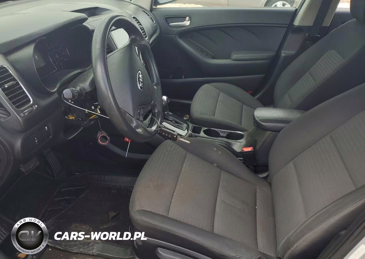 2018 Kia Forte Lx VIN:3KPFL4A72JE177436 - 7
