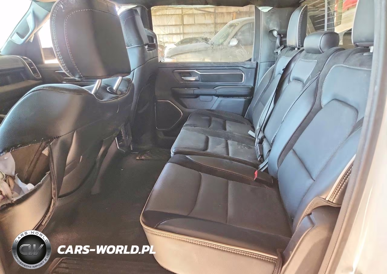 2026 Ram 1500 Laramie VIN:3C6SRFJP4T4177267 - 10