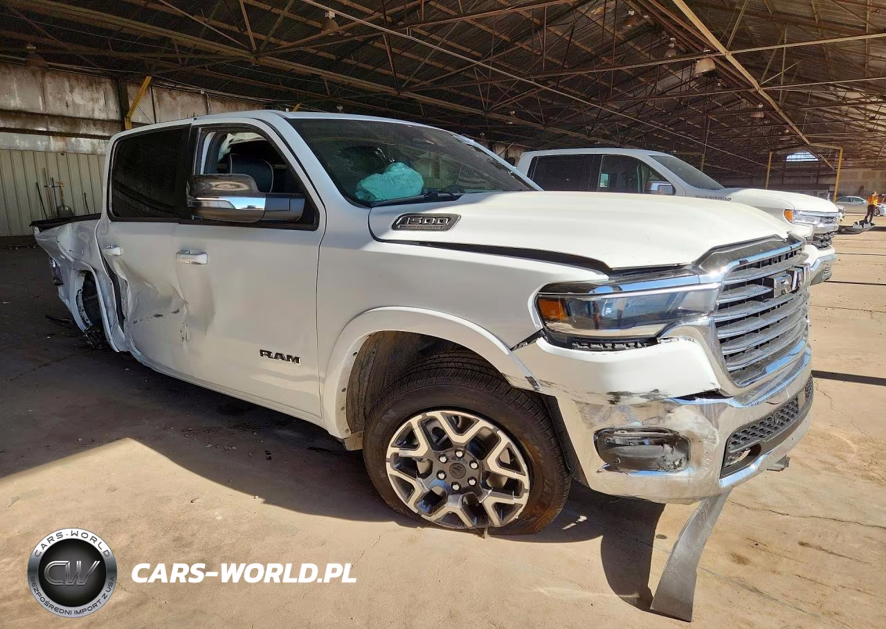 2026 Ram 1500 Laramie VIN:3C6SRFJP4T4177267 - 4