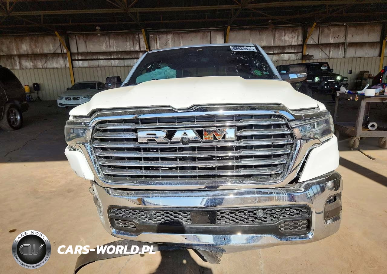 2026 Ram 1500 Laramie VIN:3C6SRFJP4T4177267 - 5
