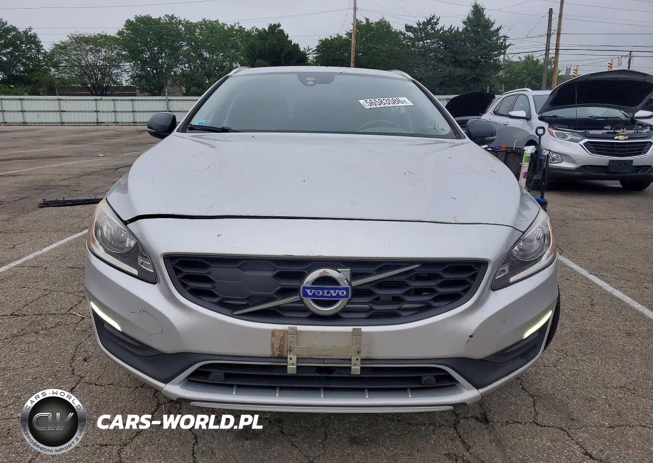 2018 Volvo V60 Cross Country Premier VIN:YV440MWK6J2052396 - 5