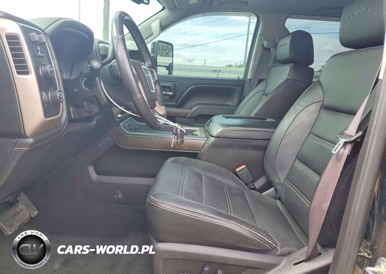 2017 GMC Sierra K2500 Denali VIN:1GT12UEG7HF168013 - 7