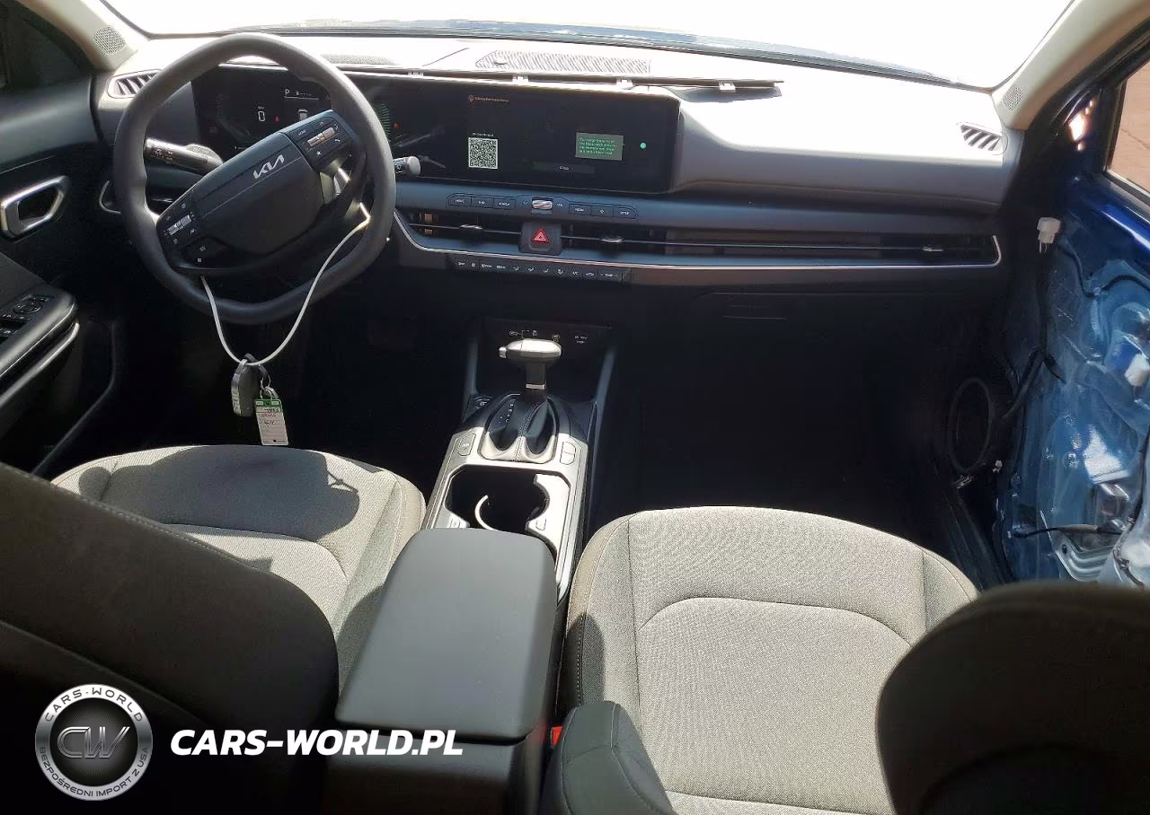 2025 Kia K4 Lxs VIN:3KPFT4DE9SE245467 - 8