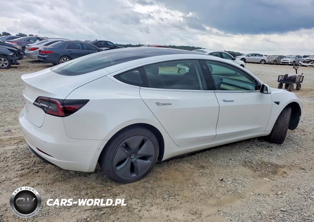 2018 Tesla Model 3 VIN:5YJ3E1EA5JF057223 - 3