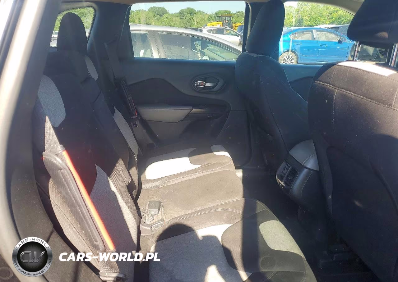 2014 Jeep Cherokee Sport VIN:1C4PJMAB7EW272990 - 11