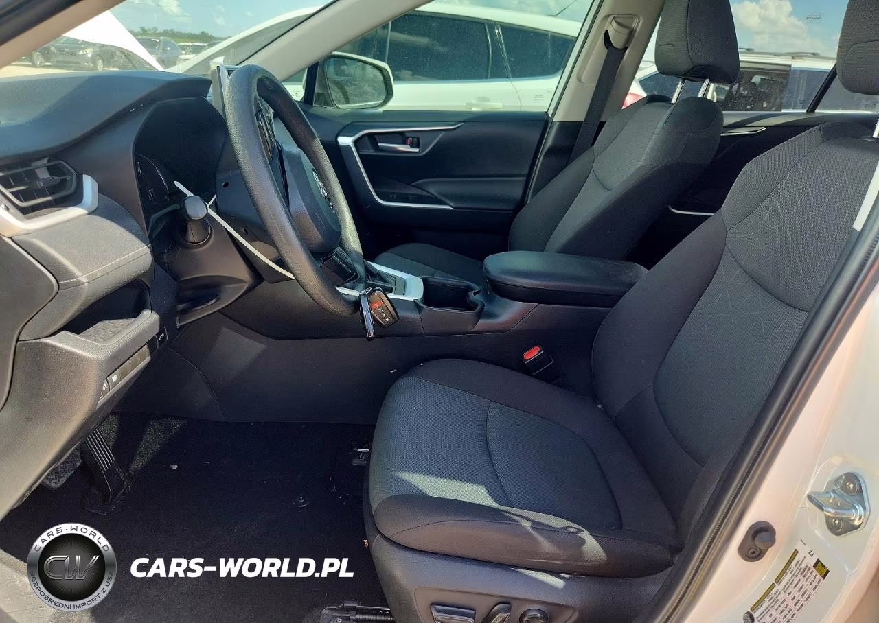 2024 Toyota Rav4 Xle VIN:2T3W1RFV0RW363101 - 7