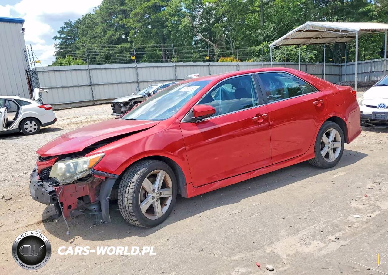 2014 Toyota Camry Se – zdjęcie 1 z 13