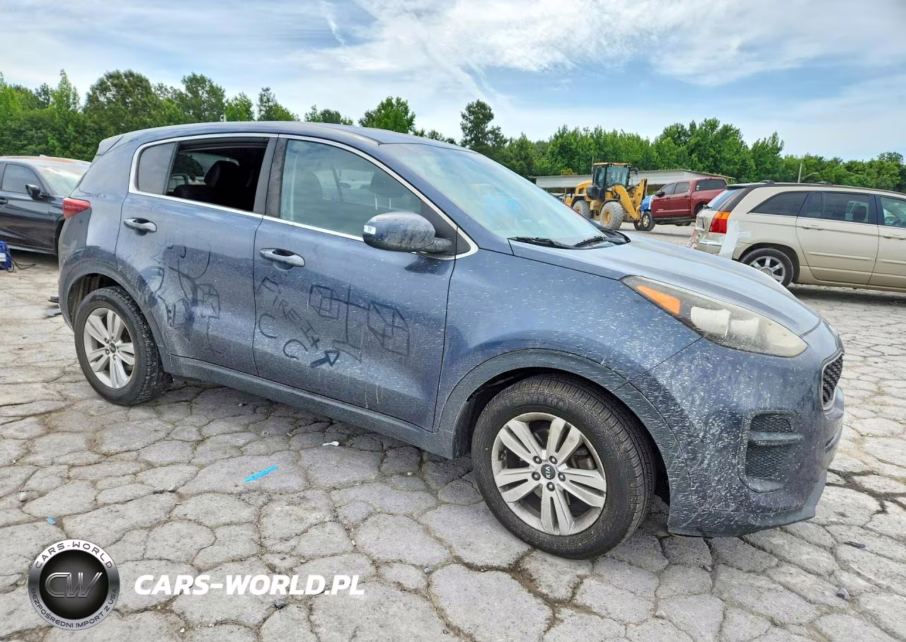 2018 Kia Sportage Lx VIN:KNDPM3AC4J7382331 - 4