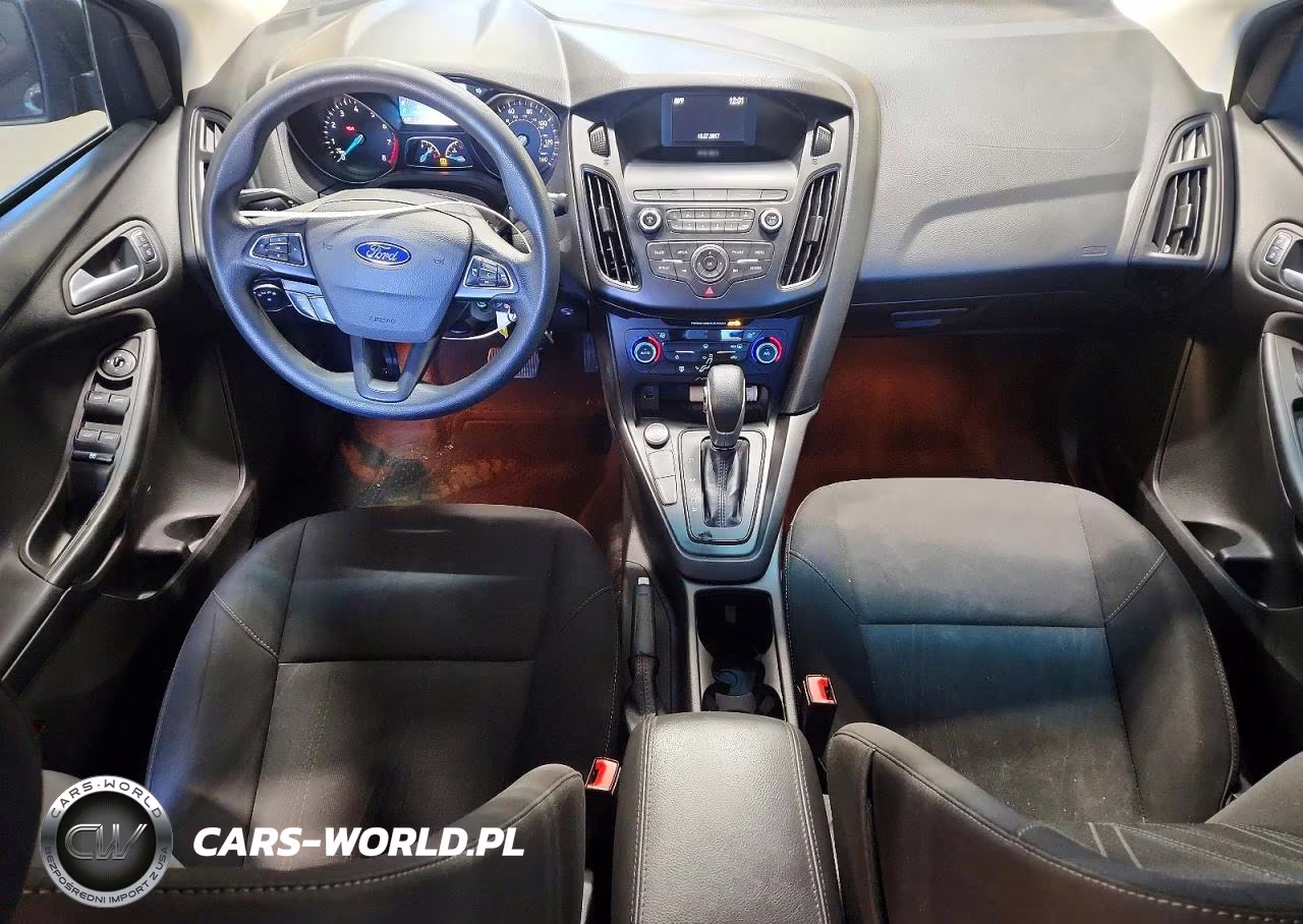 2018 Ford Focus Se VIN:1FADP3FE0JL221847 - 8