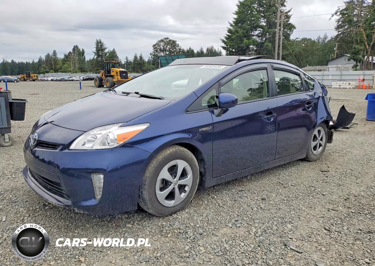 2015 Toyota Prius Three – zdjęcie 1 z 13