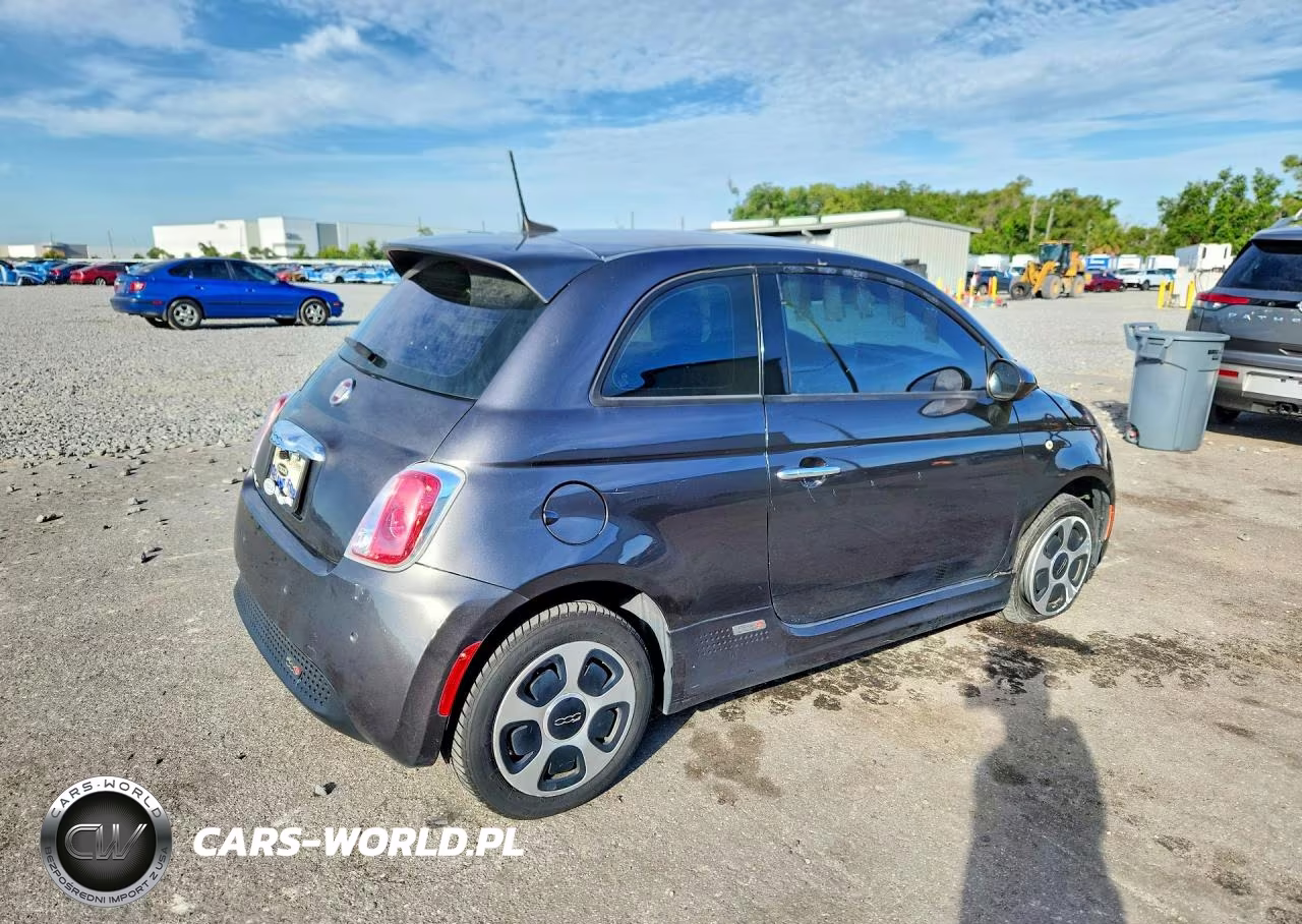 2017 Fiat 500 Electric VIN:3C3CFFGE7HT699369 - 3