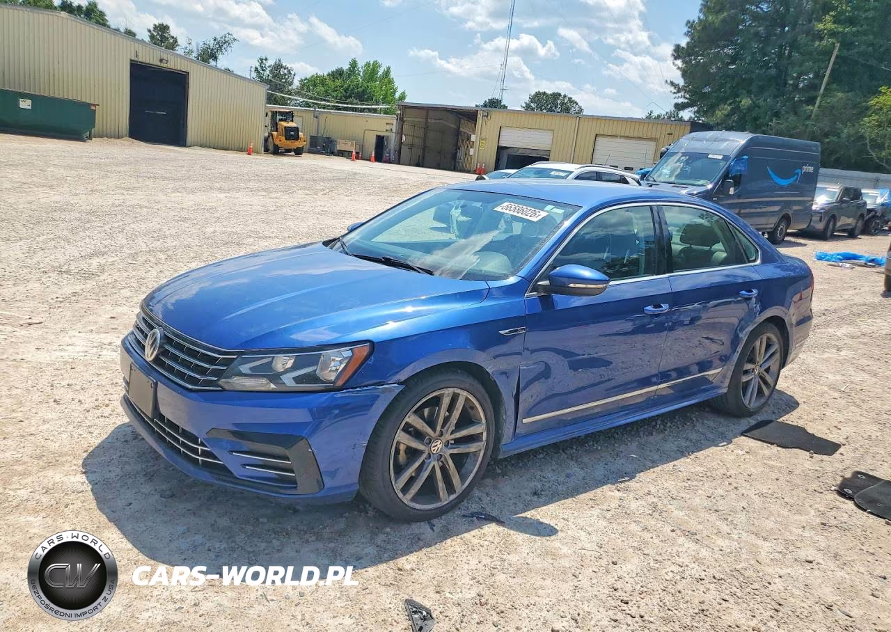 2017 Volkswagen Passat R-Line