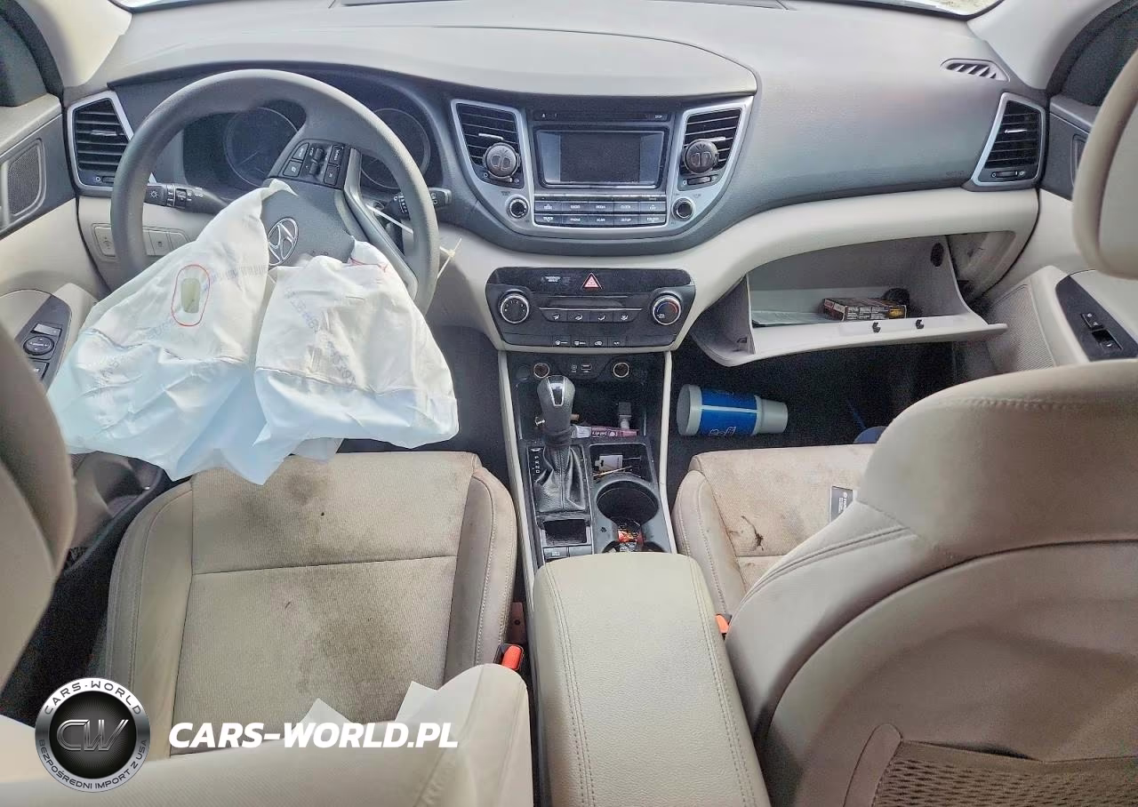 2016 Hyundai Tucson Se VIN:KM8J33A43GU255125 - 8