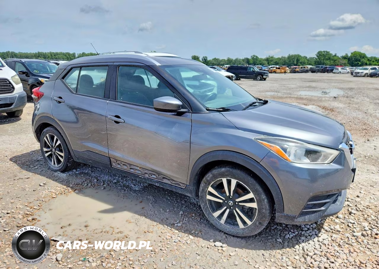 2020 Nissan Kicks Sv VIN:3N1CP5CV4LL497061 - 4
