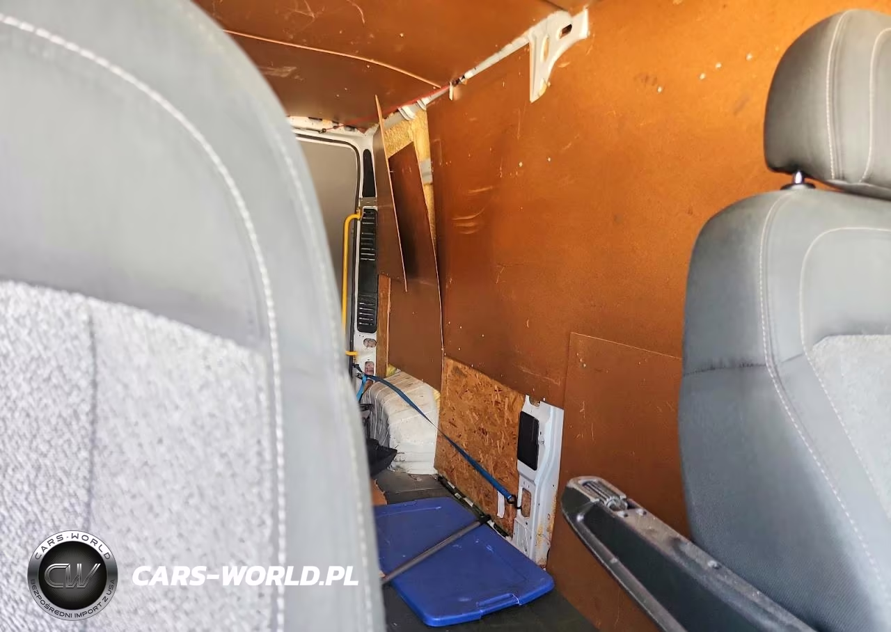 2018 Ram Promaster 2500 Delivery Van VIN:3C6TRVDG3JE161367 - 10