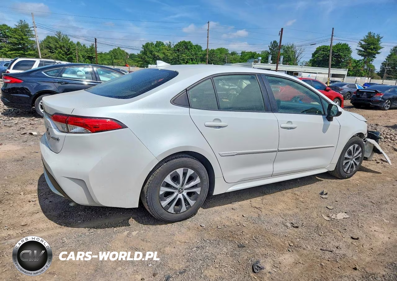 2022 Toyota Corolla Le VIN:JTDEAMDE9N3008166 - 3