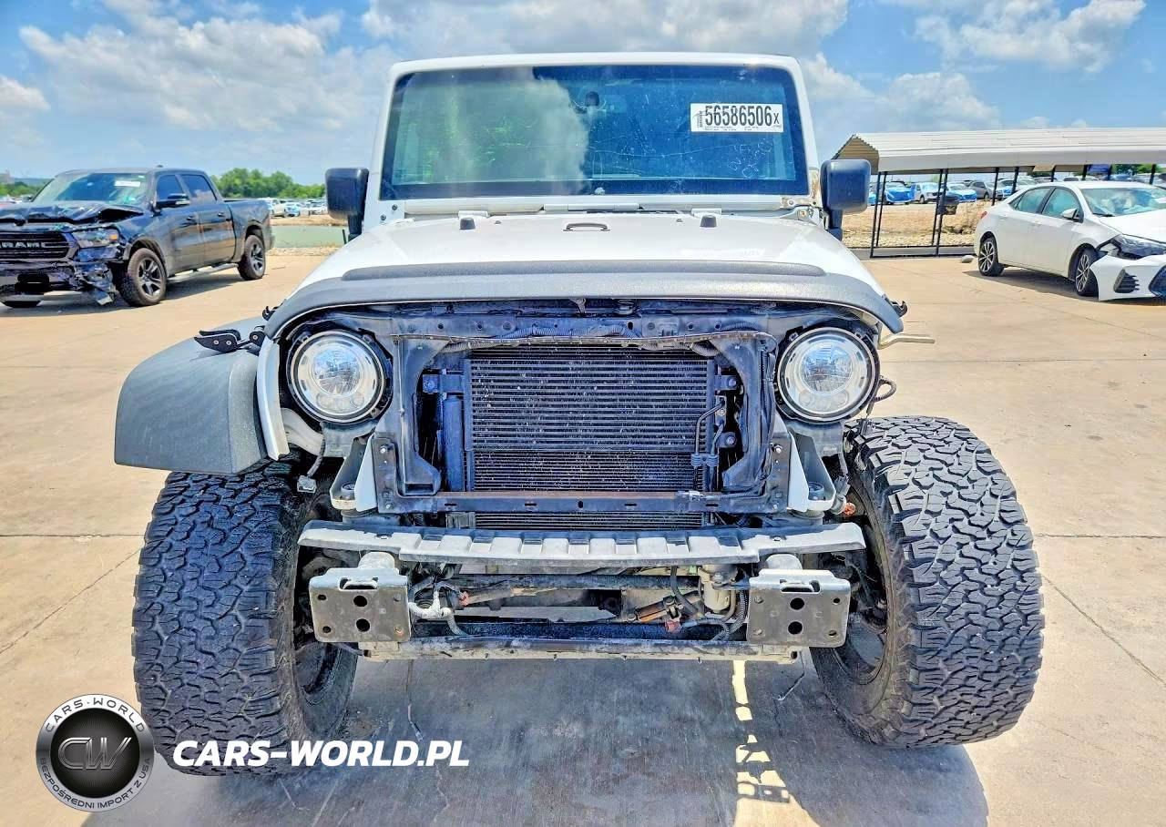 2016 Jeep Wrangler Unlimited Sport VIN:1C4BJWDG1GL201950 - 5