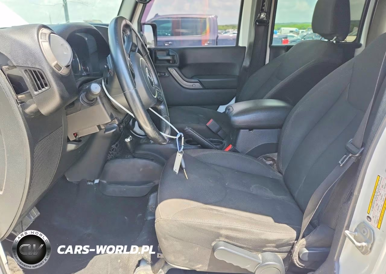 2016 Jeep Wrangler Unlimited Sport VIN:1C4BJWDG1GL201950 - 7
