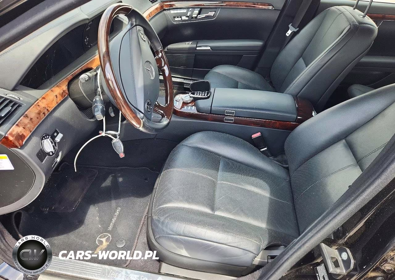 2007 Mercedes-Benz S 550 VIN:WDDNG71XX7A058083 - 7
