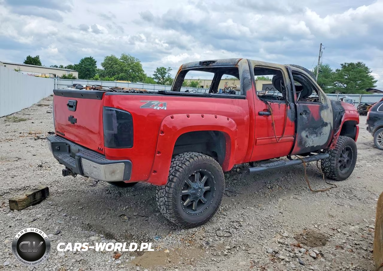 2013 Chevrolet Silverado K1500 Lt VIN:3GCPKSE78DG341867 - 3