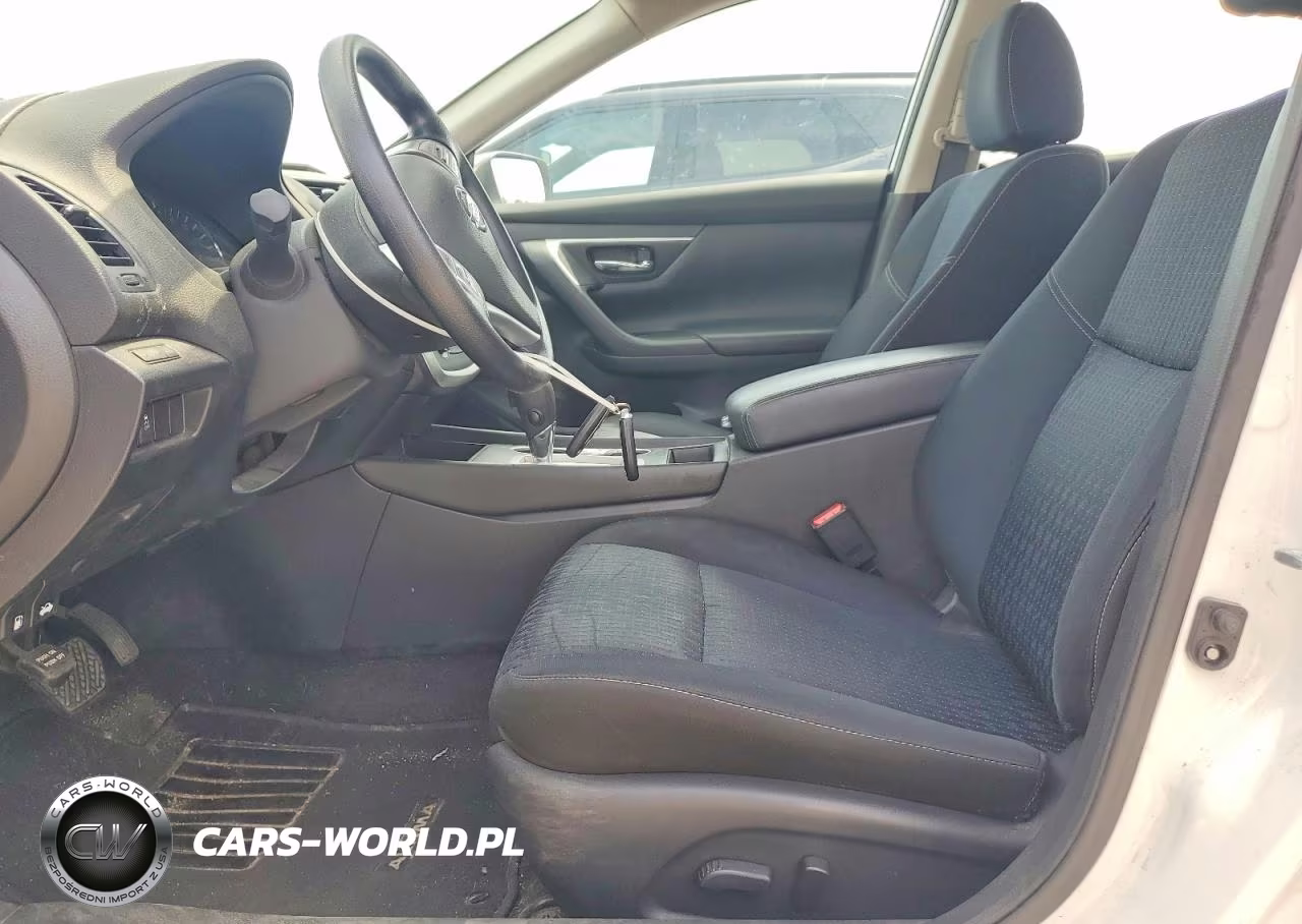 2017 Nissan Altima 2.5 S VIN:1N4AL3AP4HC124183 - 7