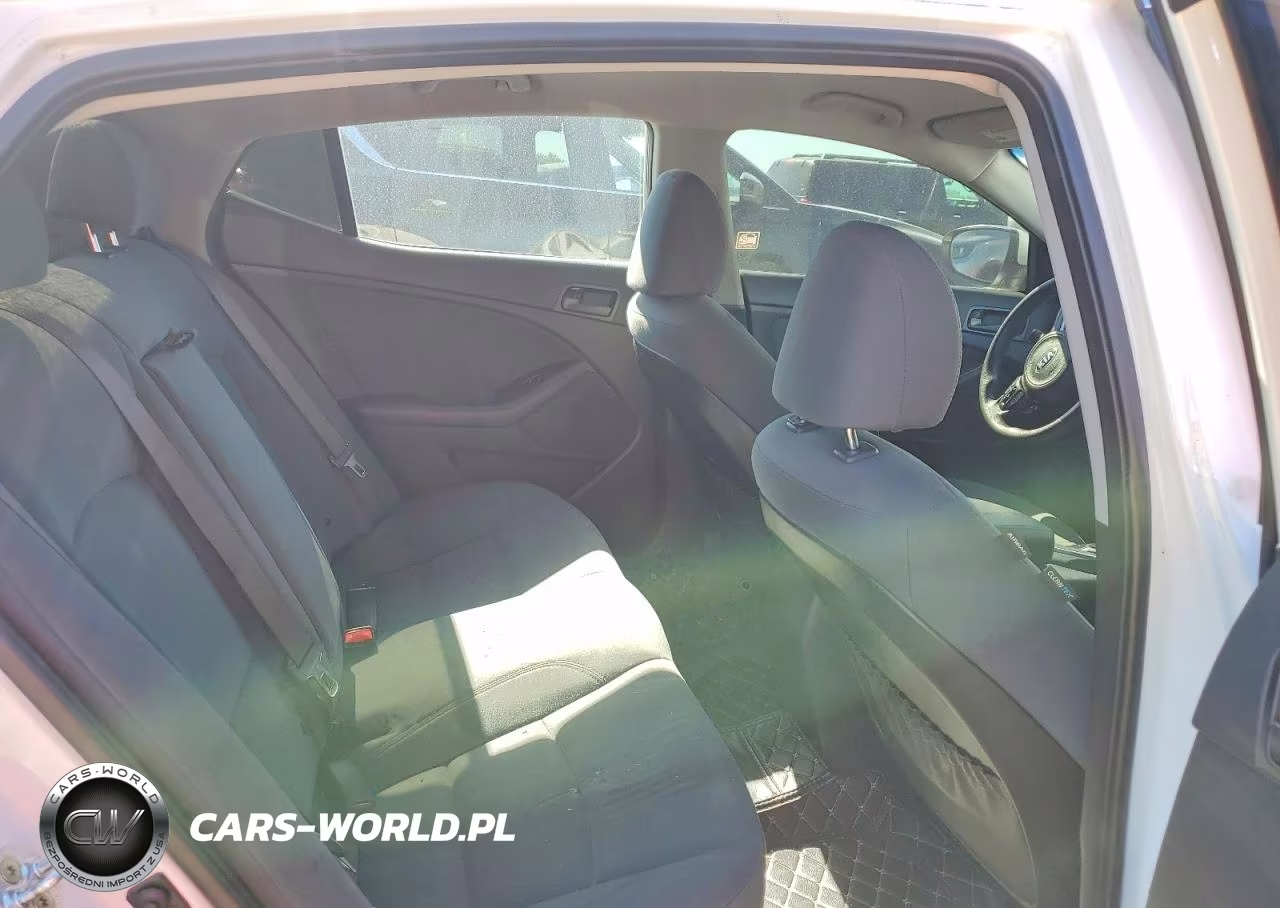 2015 Kia Optima Lx VIN:KNAGM4A76F5661370 - 10