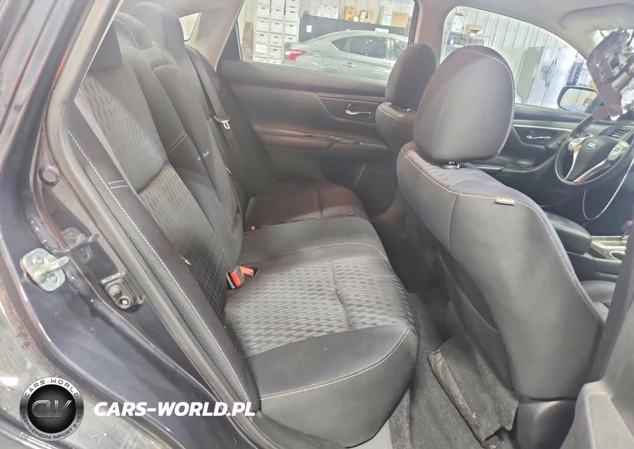 2018 Nissan Altima 2.5 S VIN:1N4AL3AP7JC235557 - 10