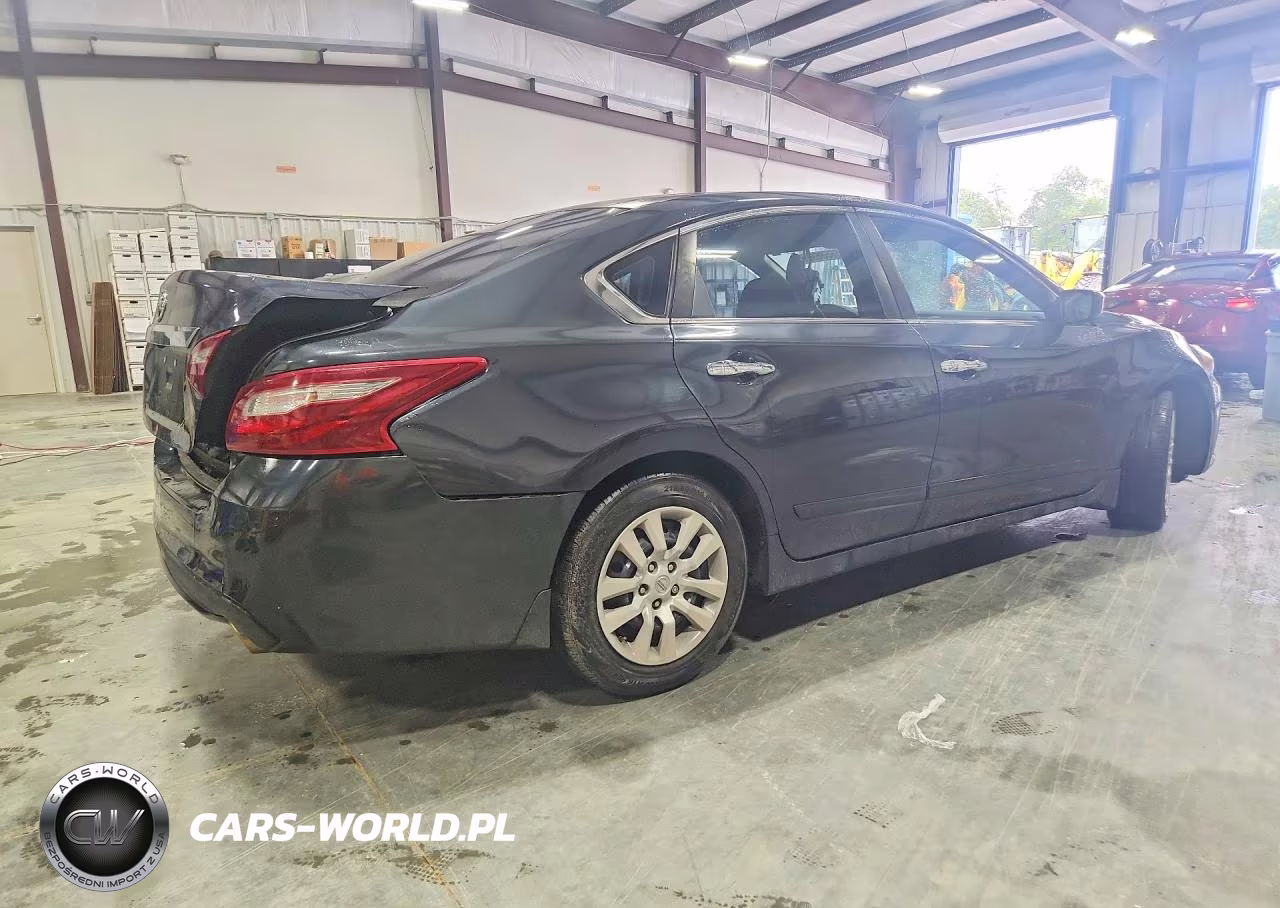 2018 Nissan Altima 2.5 S VIN:1N4AL3AP7JC235557 - 3
