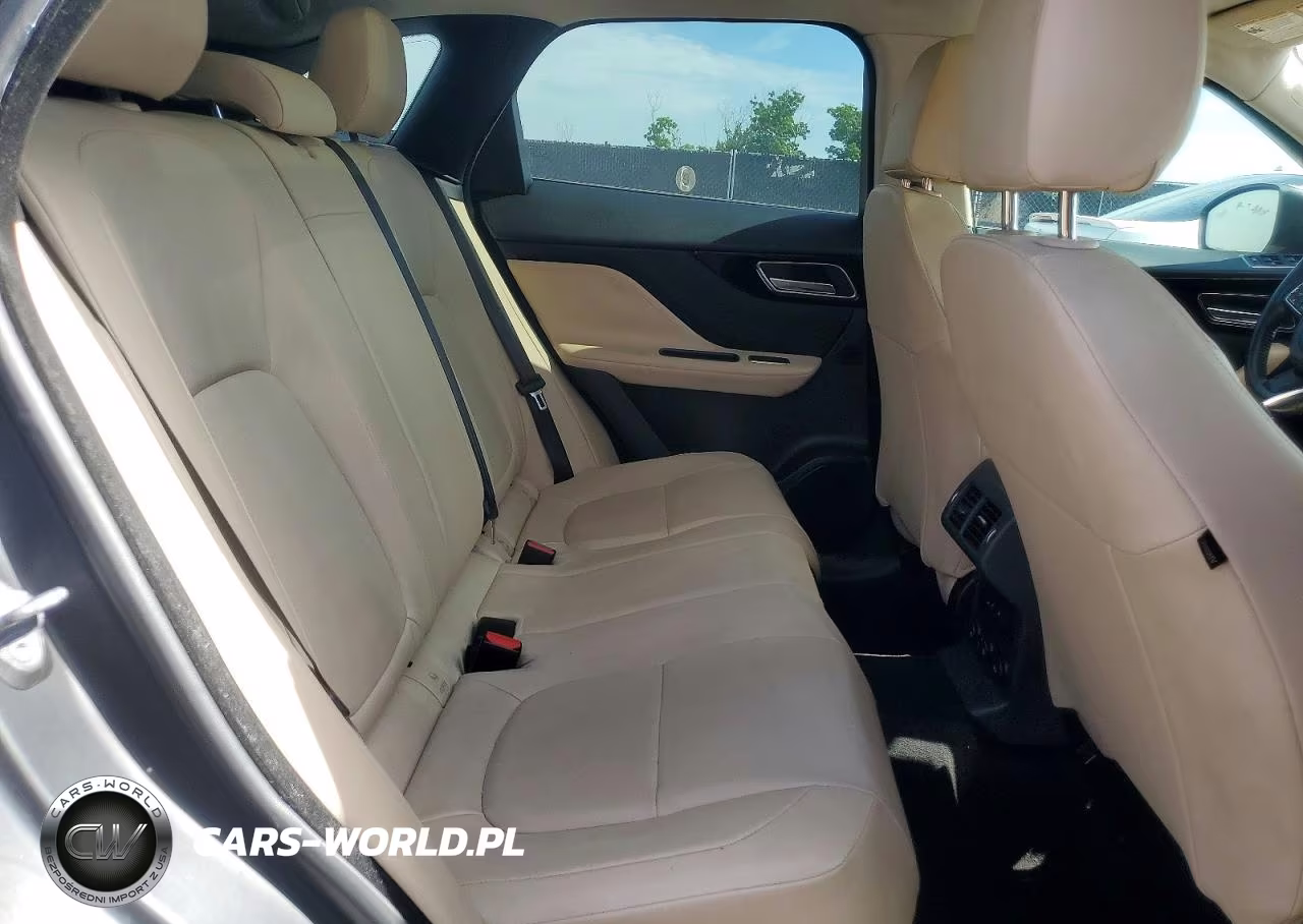 2017 Jaguar F-Pace Premium VIN:SADCJ2BV4HA067080 - 11