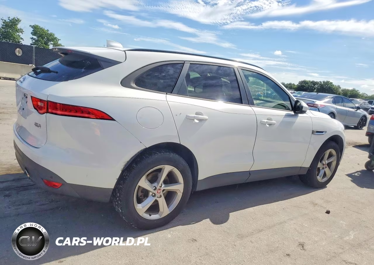 2017 Jaguar F-Pace Premium VIN:SADCJ2BV4HA067080 - 3