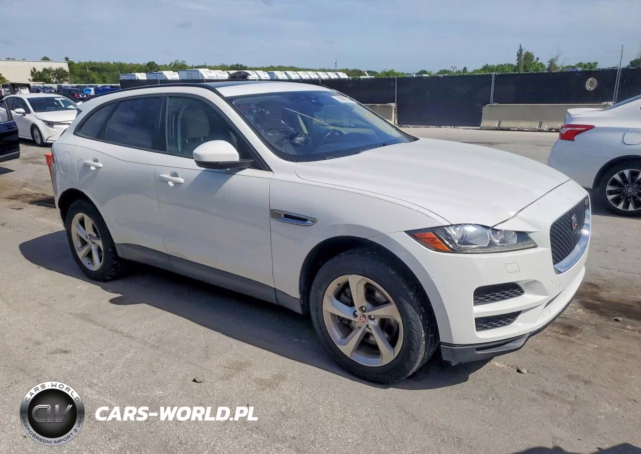2017 Jaguar F-Pace Premium VIN:SADCJ2BV4HA067080 - 4