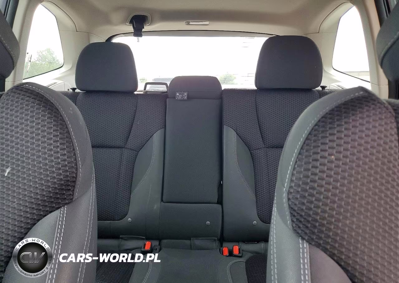 2020 Subaru Forester Premium VIN:JF2SKAJC0LH548413 - 10