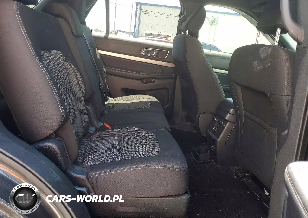 2019 Ford Explorer Xlt VIN:1FM5K7DH5KGA45563 - 11