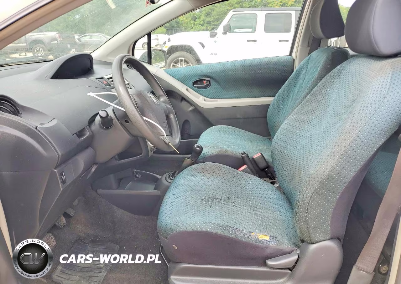 2007 Toyota Yaris Base VIN:JTDJT923475131887 - 7