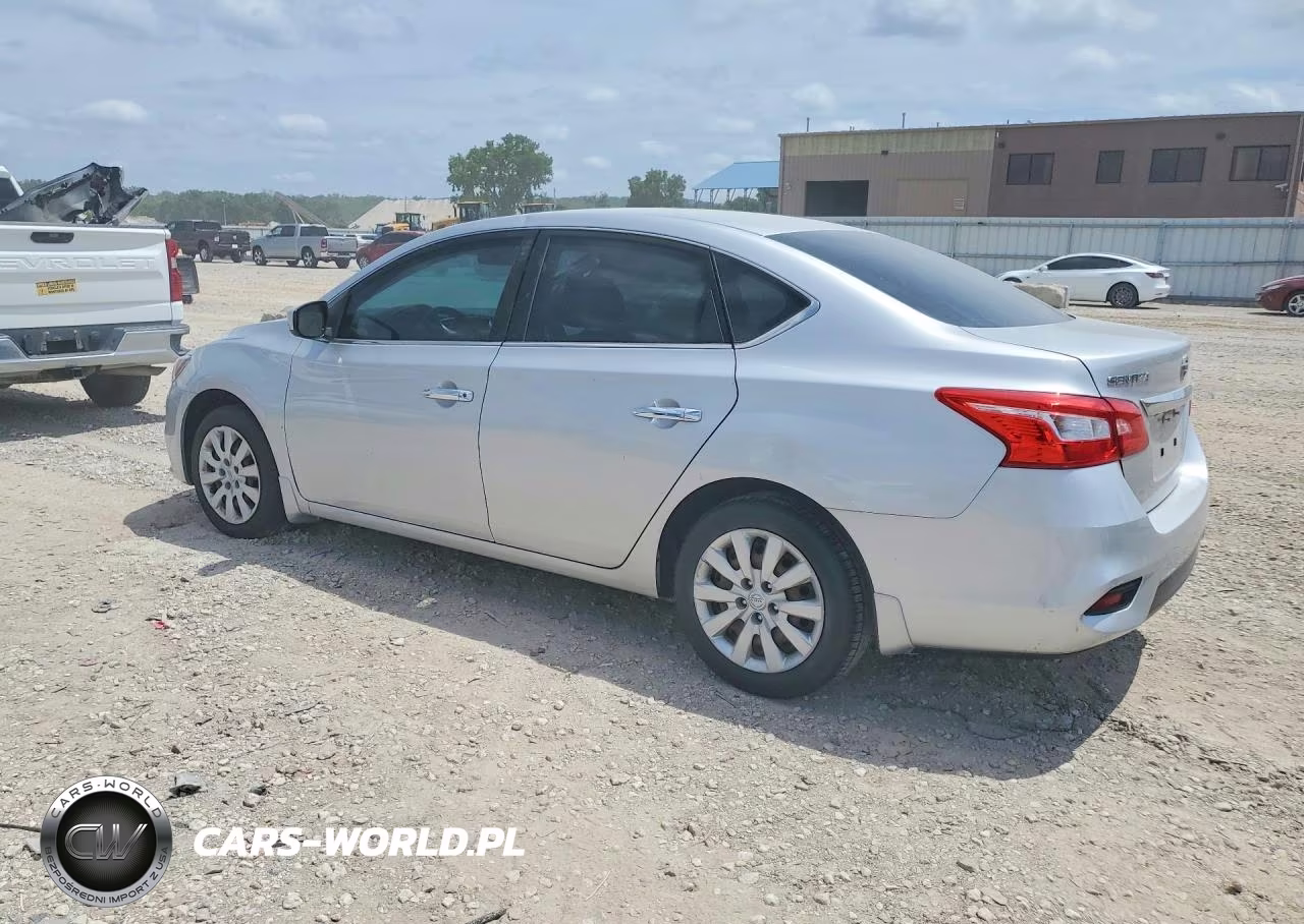 2018 Nissan Sentra S VIN:3N1AB7AP2JY321454 - 2