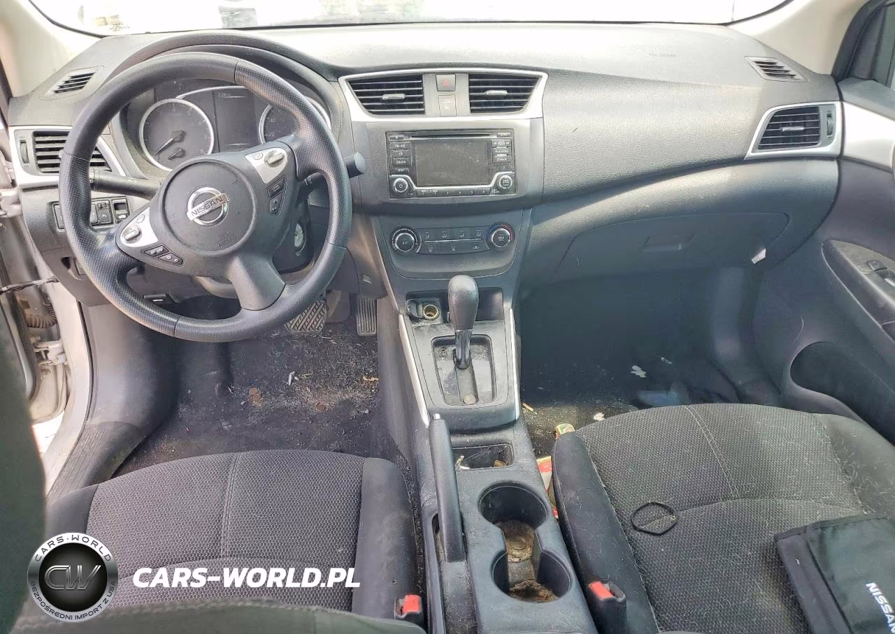 2018 Nissan Sentra S VIN:3N1AB7AP2JY321454 - 8