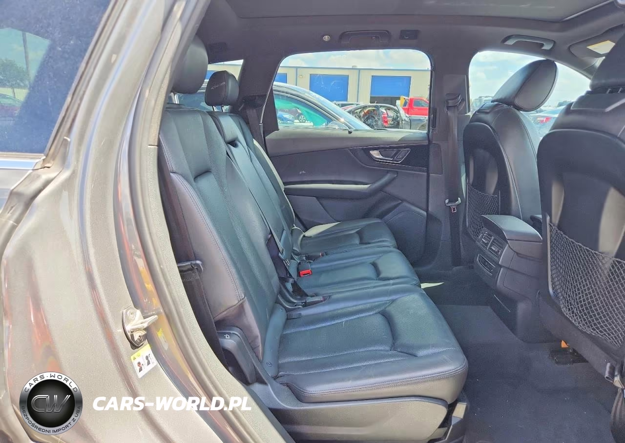 2017 Audi Q7 Premium Plus VIN:WA1LAAF76HD058729 - 11