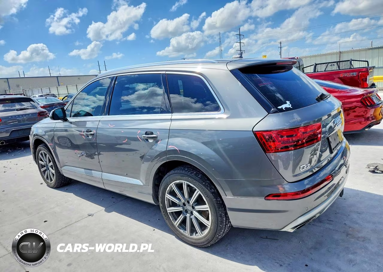 2017 Audi Q7 Premium Plus VIN:WA1LAAF76HD058729 - 2