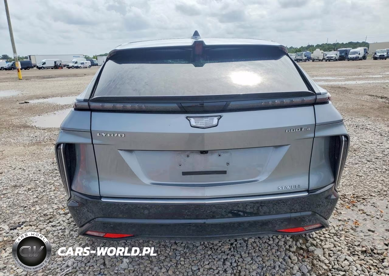 2025 Cadillac Lyriq Luxury VIN:1GYKPNRL7SZ306216 - 6