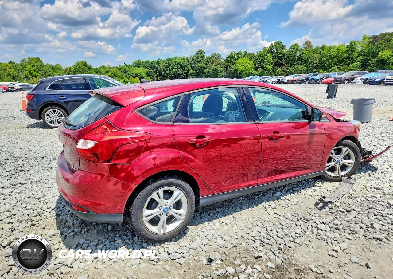 2013 Ford Focus Se VIN:1FADP3K23DL150921 - 3
