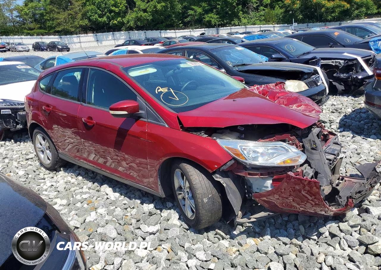 2013 Ford Focus Se VIN:1FADP3K23DL150921 - 4