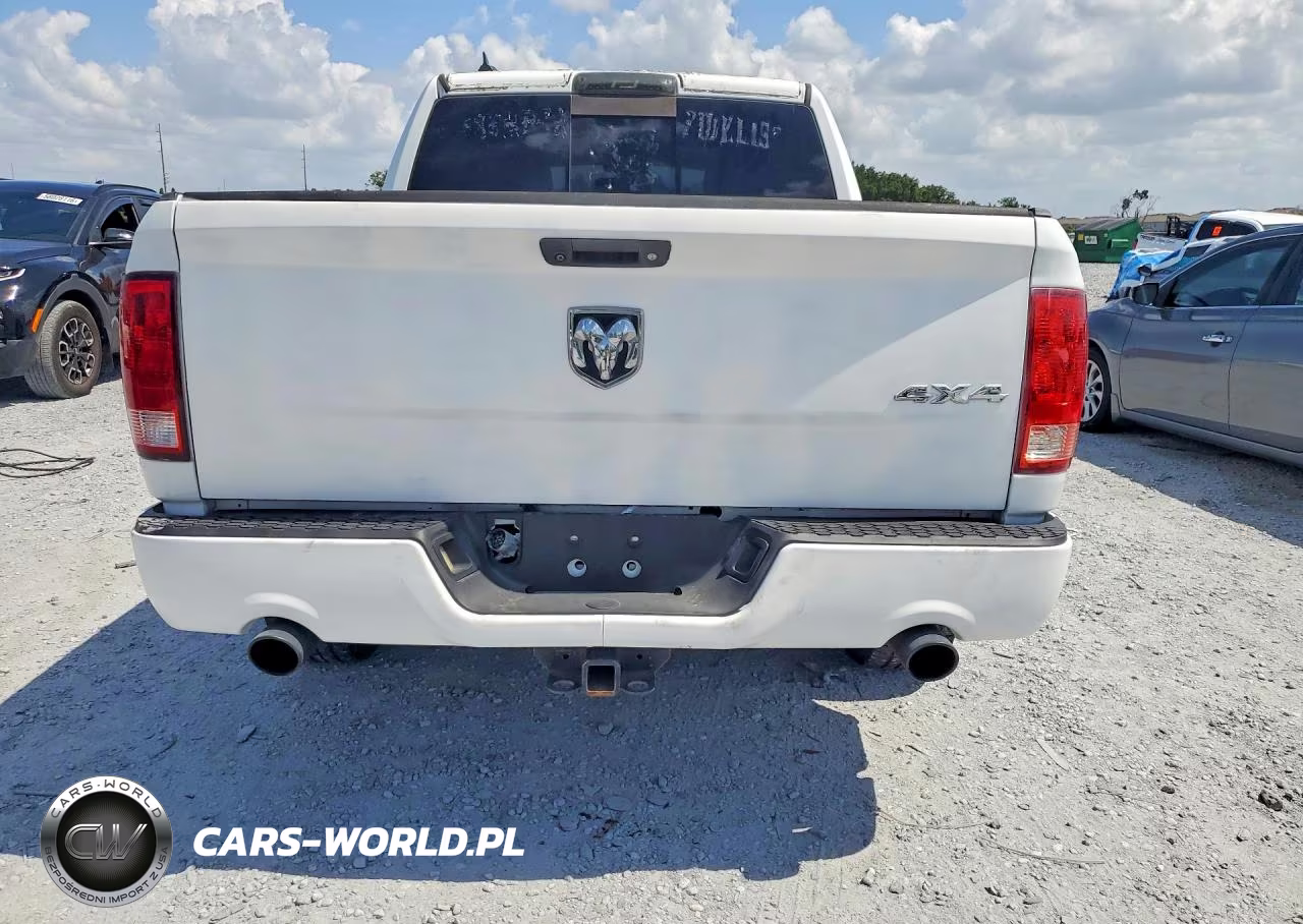 2015 Ram 1500 Sport VIN:1C6RR6MT4FS592494 - 6