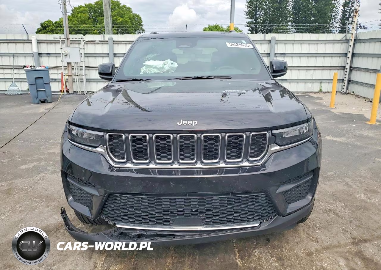 2025 Jeep Grand Cherokee Laredo VIN:1C4RJGAG2SC355360 - 5