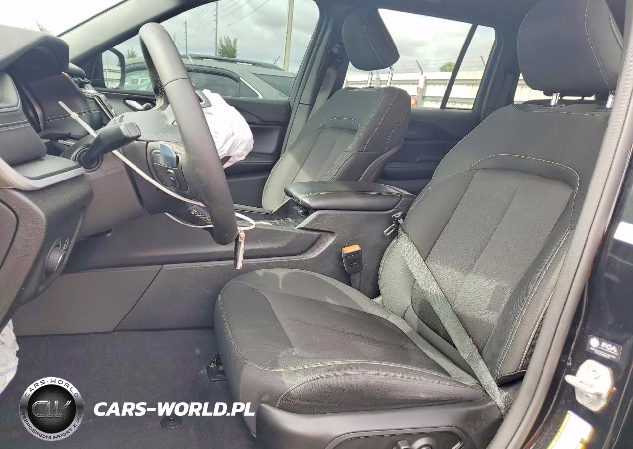 2025 Jeep Grand Cherokee Laredo VIN:1C4RJGAG2SC355360 - 7