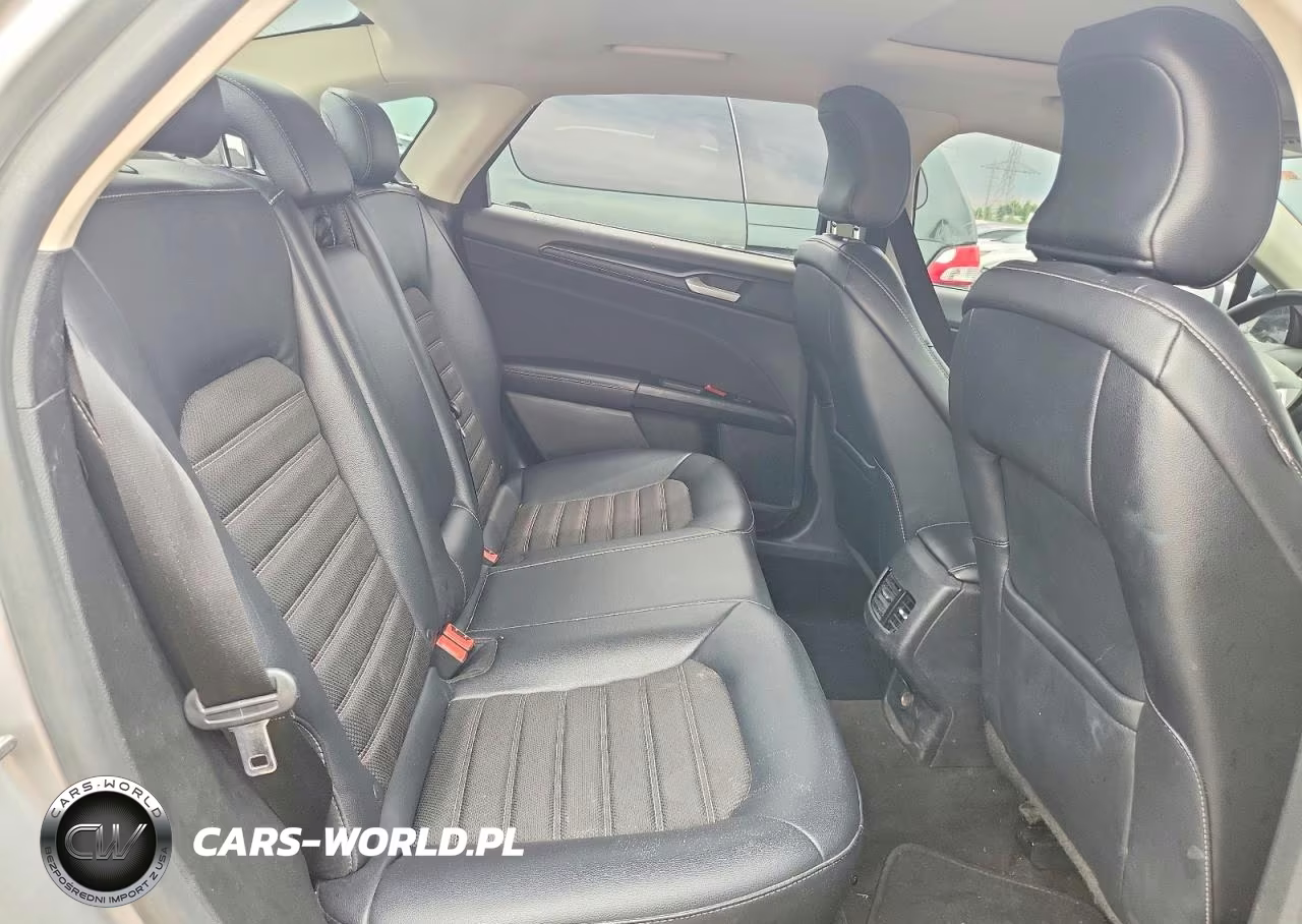 2018 Ford Fusion Se Hybrid VIN:3FA6P0LU2JR219361 - 10