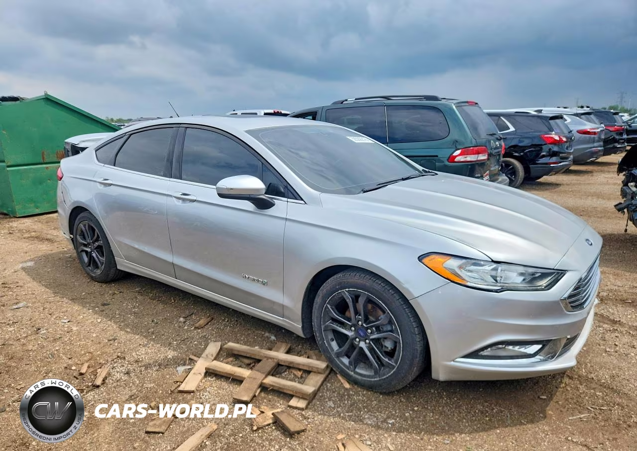 2018 Ford Fusion Se Hybrid VIN:3FA6P0LU2JR219361 - 4