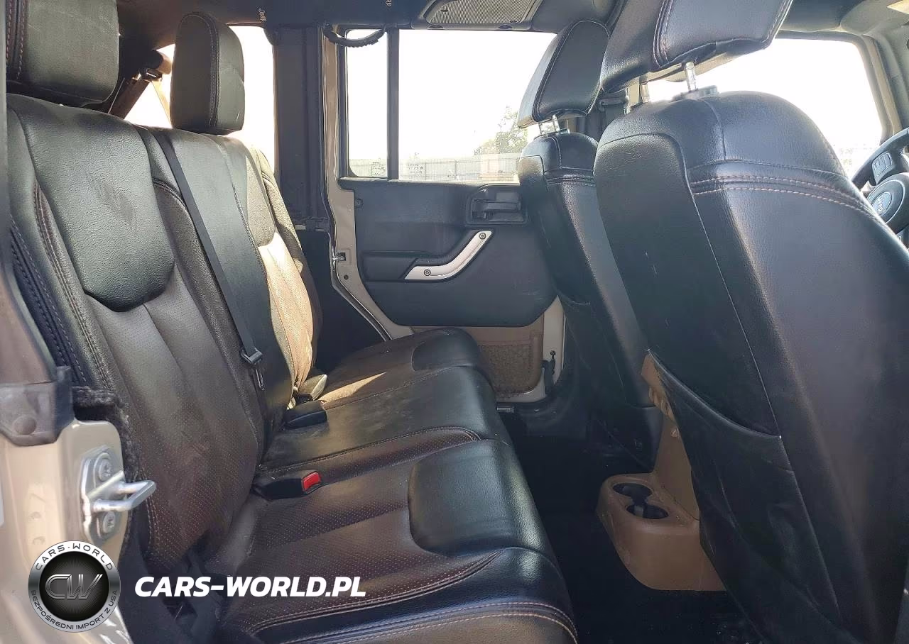 2016 Jeep Wrangler Unlimited Rubicon VIN:1C4BJWFG6GL253670 - 11